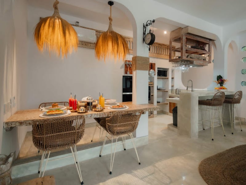 Pabuan villa, private & ethnic 29