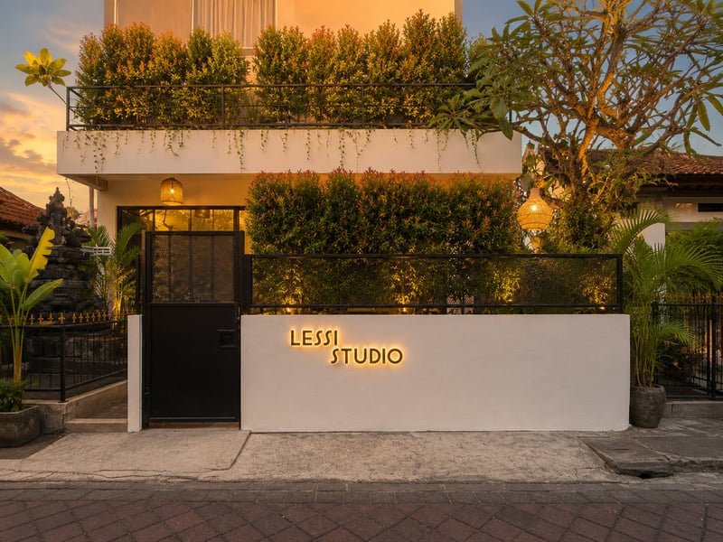 Modern  Studio, Seminyak Beach in 2 minutes walk 6