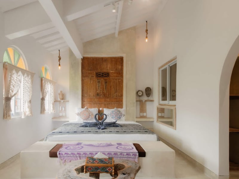 Pabuan villa, private & ethnic 35
