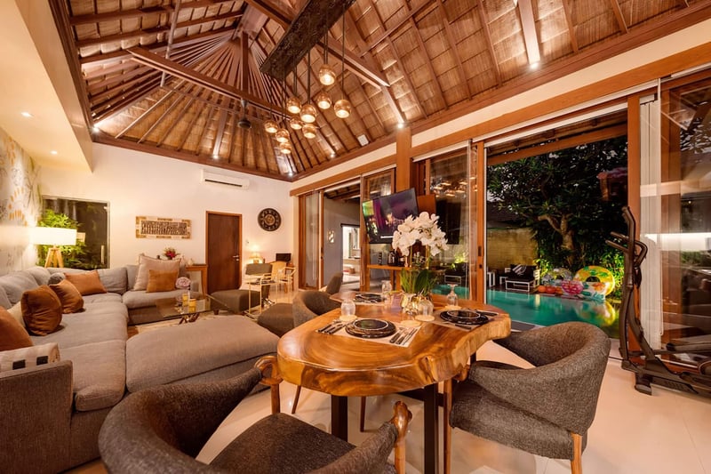 Ultra Deluxe Spa Villa, 5 min Beach, Seminyak 17