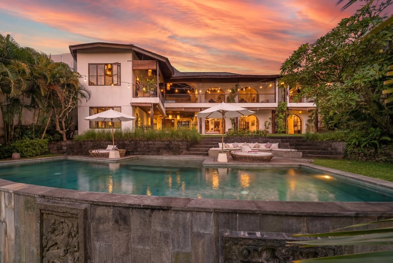 Villa Ora: Luxury Tropical 6BR Villa in Canggu! 1