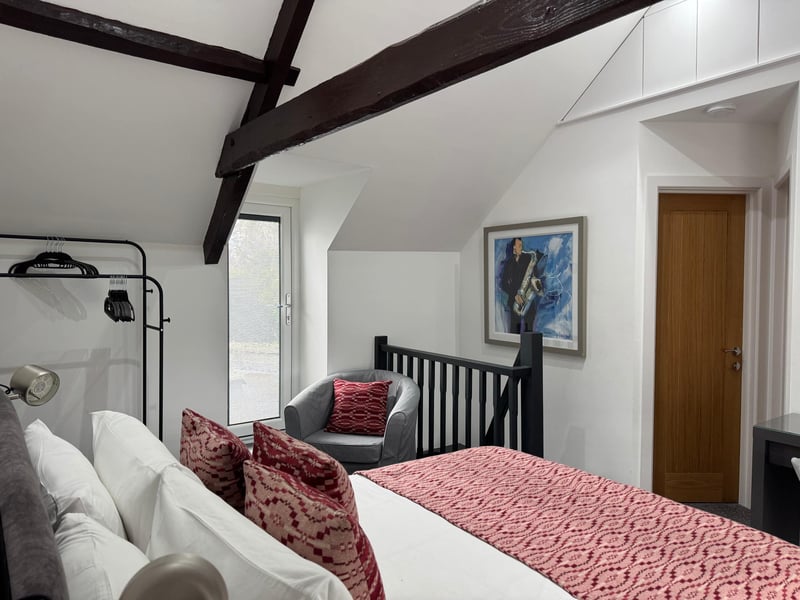 12 Crickhowell Cottages, Town Centre Location — photo 4