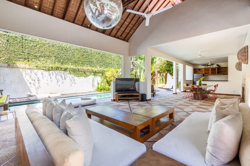 3 Bedroom Villa + Gym in Central Seminyak/Kuta 12