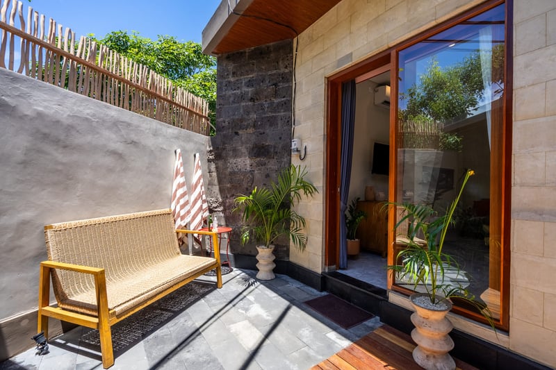 Semar Villa– Cozy Studio with a Private Pool, Bali 8