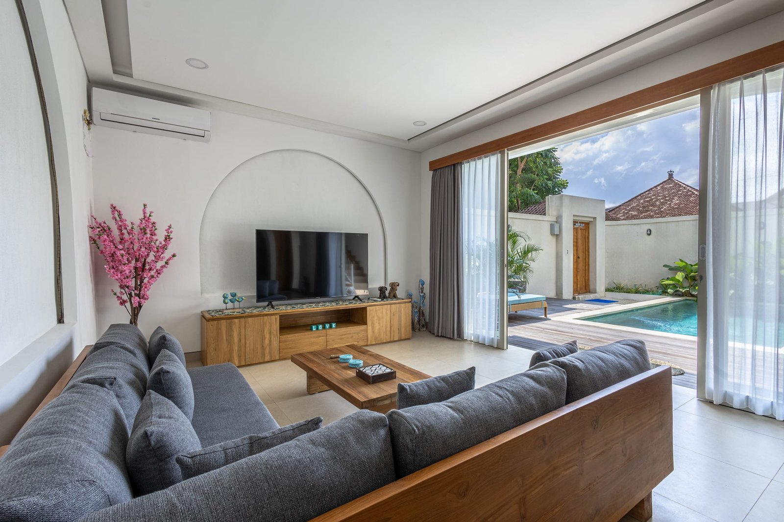 Villa Teddi 400m To The Beach Nth Legian — photo 2