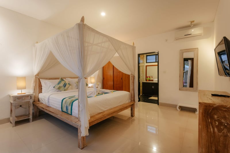 Villa Sri Seminyak - 3 Bedroom Stylish Pool Villa! 27