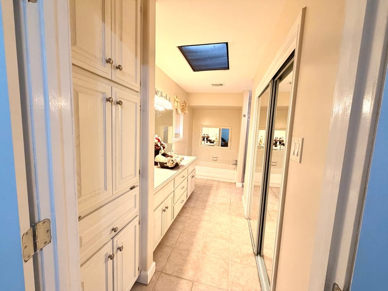 Pasadena Home Near Hospitals/Industry/ Shopping 16