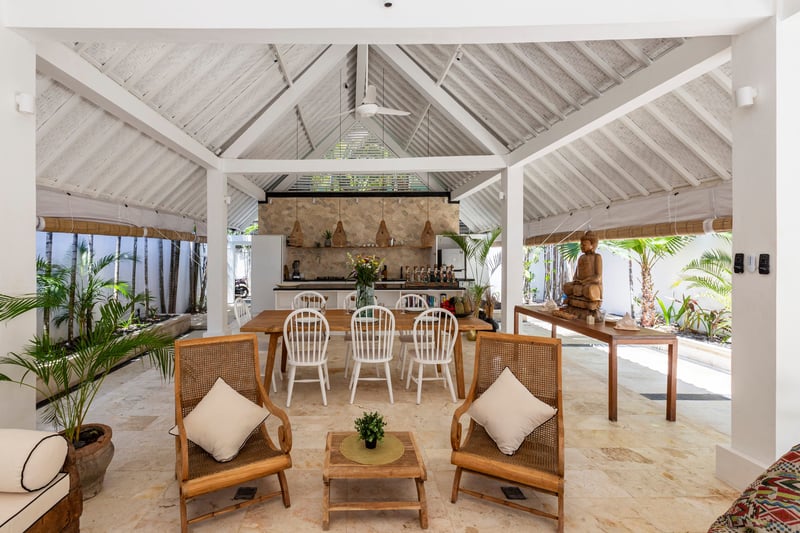 Romantic 2BR Pool Villa • Petitenget Hideaway — photo 4