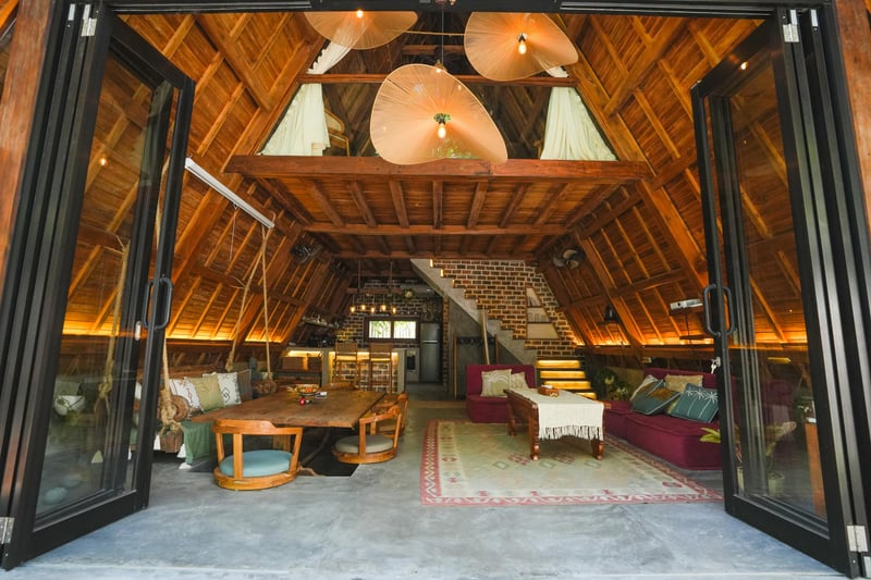 Unique, Fun & Cozy: The Chalet in the Heart of Ulu 9