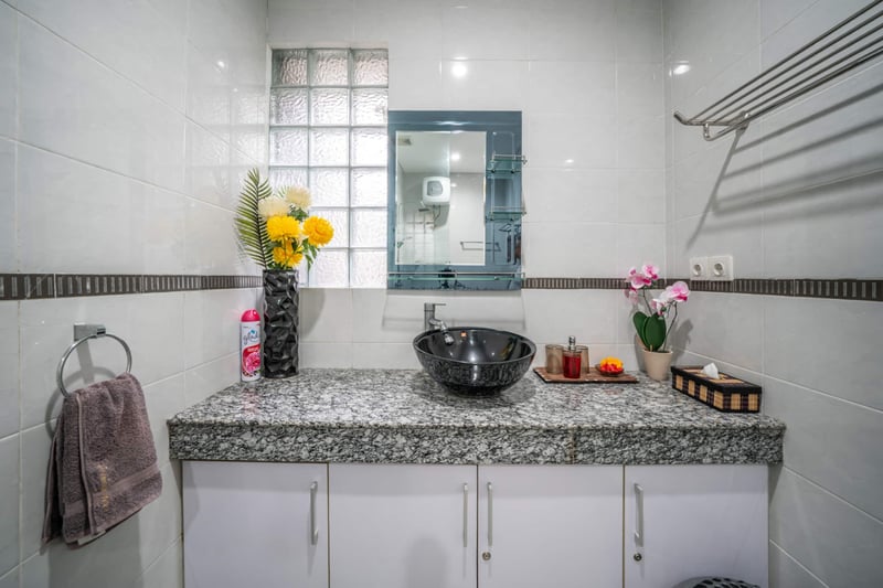 3 Bedroom Private Pool Villa in Kuta! 7