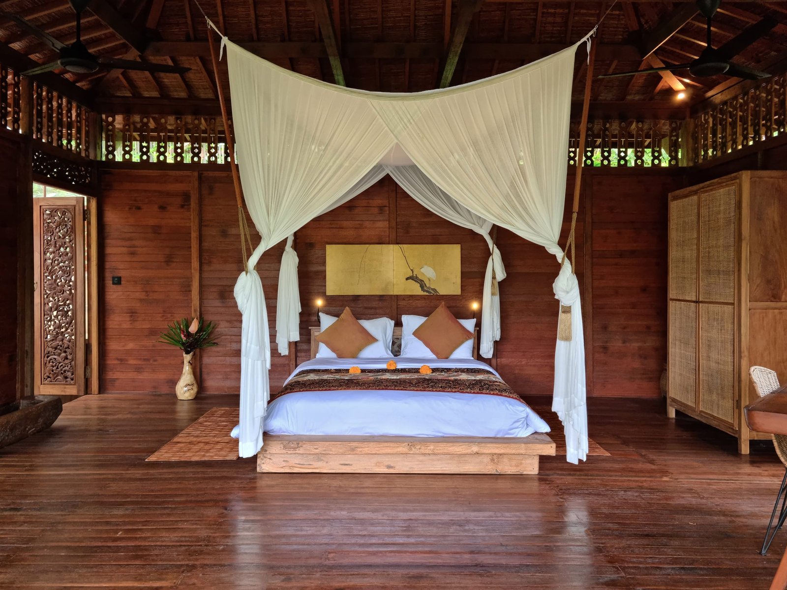 Mahadevi 3- Serviced Jungle Joglo near Ubud + Pool — photo 2