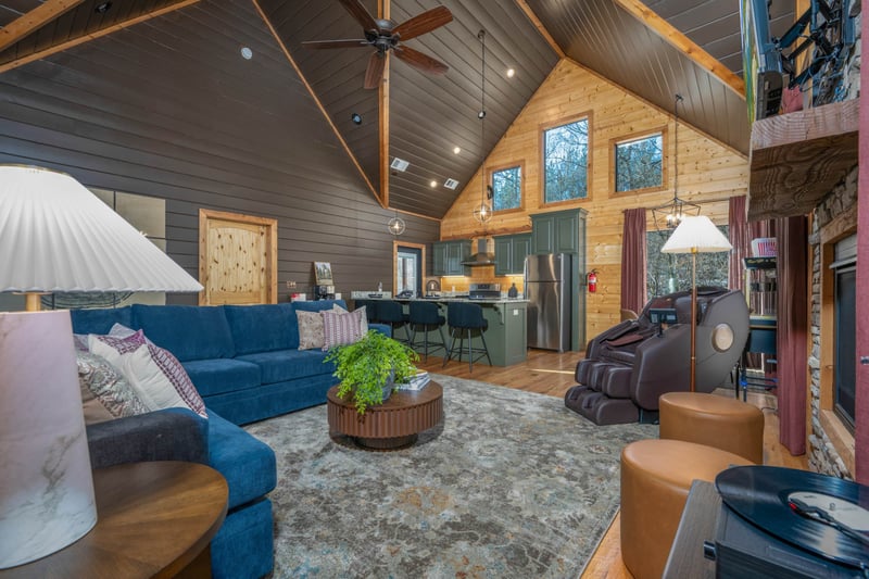 Creekfront Luxury (Sauna/Cold Plunge/Hot Tub/EV) — photo 3