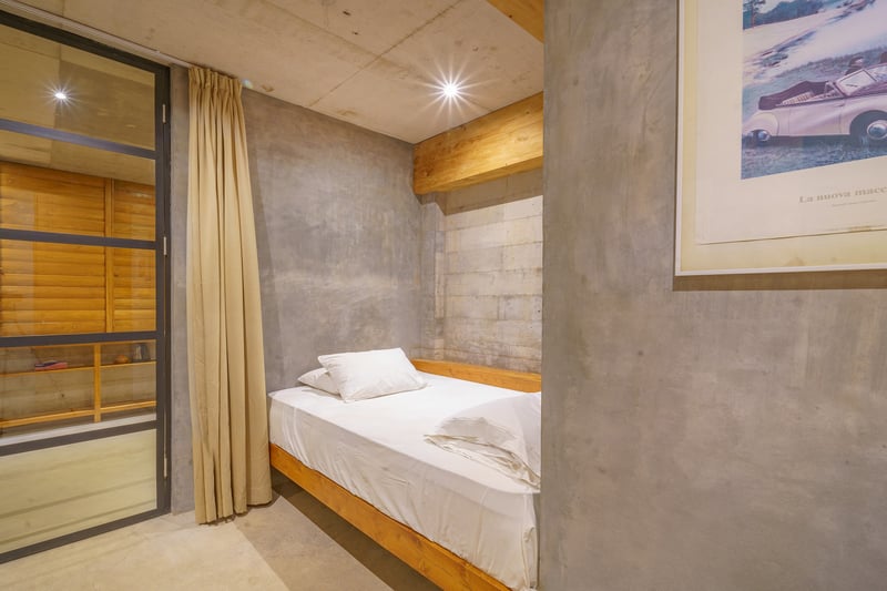 Lingga Apartment 13