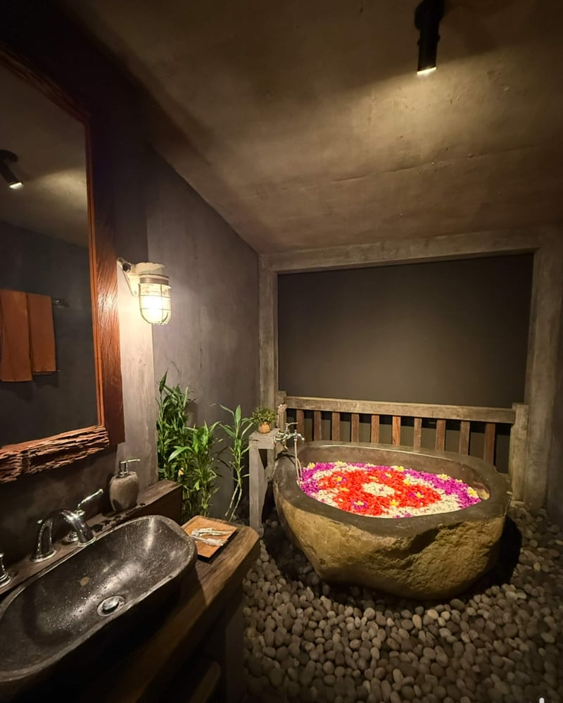 Private Infinity Pool 2BR Ricefield Retreat w/ BF 25