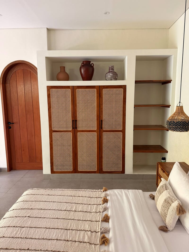 Romansa villa, a calm and tropical pool villa 32
