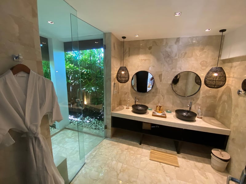 Lotus Luxury Villa Four Bedroom with Pool 7