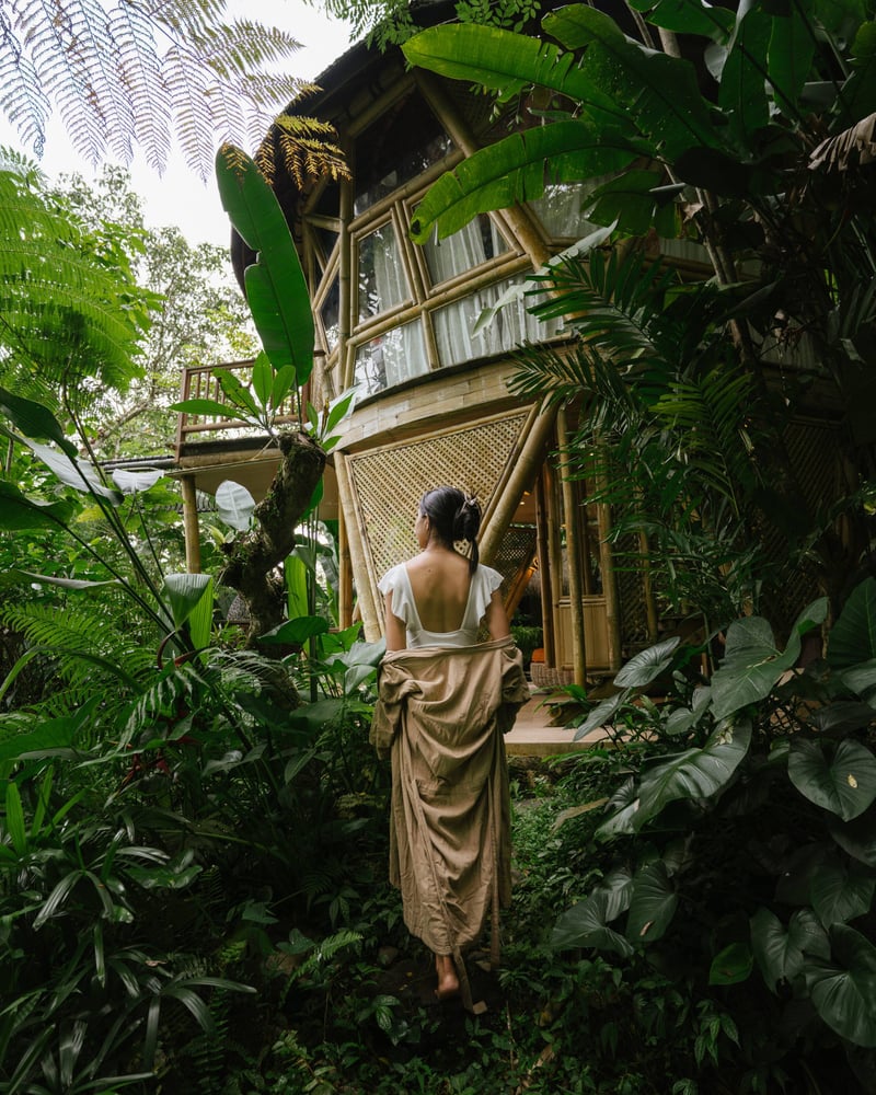 Beautiful Bamboo Treehouse with Waterfall & Pool 12