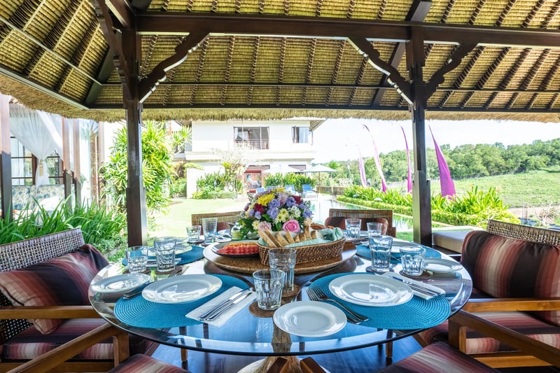 Immaculate 3-4BR Villa with Butler Service and Spa 22