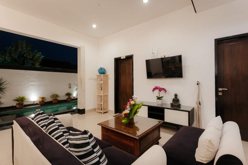 Villa Sri Seminyak - 3 Bedroom Stylish Pool Villa! 8