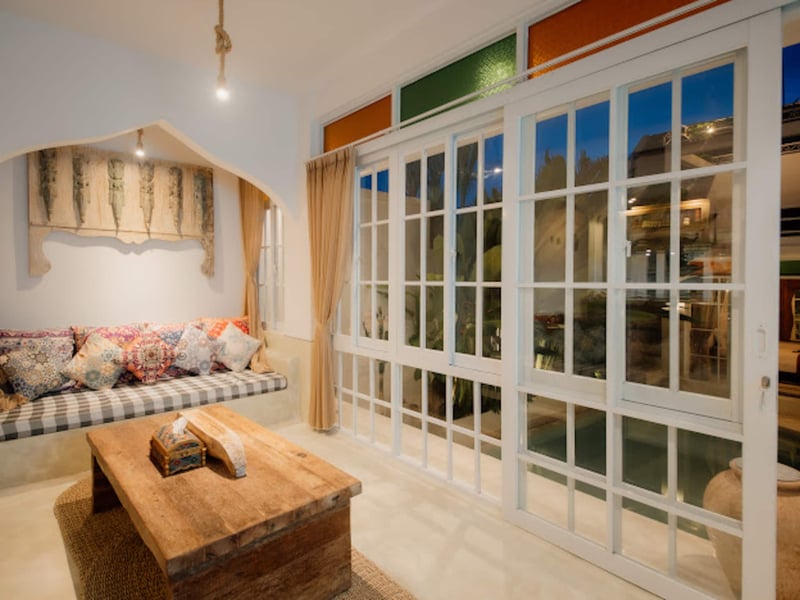 Pabuan villa, private & ethnic 11