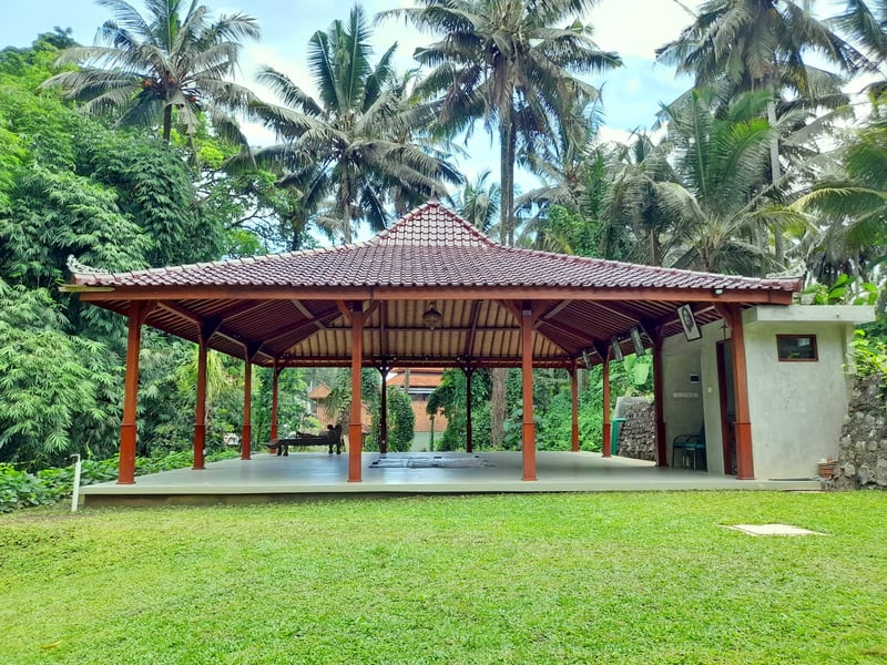 Deluxe Family Room 20