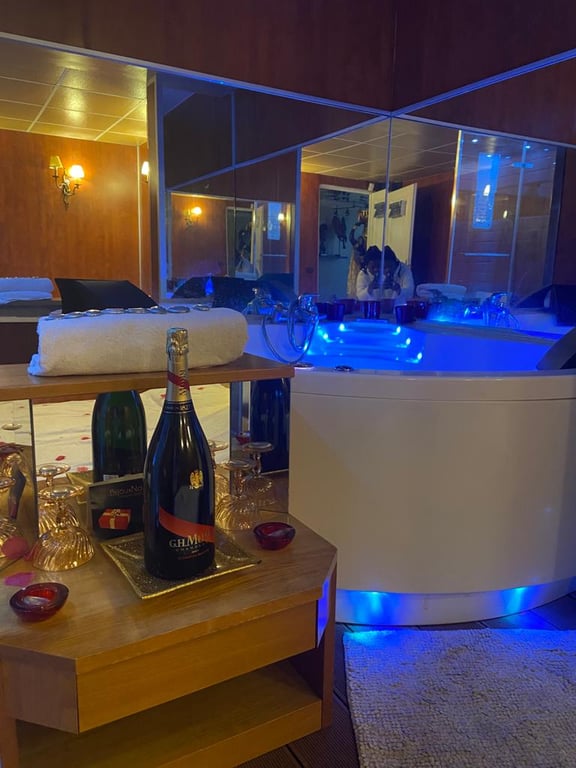 jacuzzi bijoux noir relax