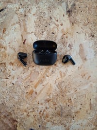 SBS Go Pods TWS Félig Nyílt True Wireless Fülhallgató Töltőtokkal, Touch — jobb fülhallgató nem működik nélkül (állapot: lásd a 2. képet) 2