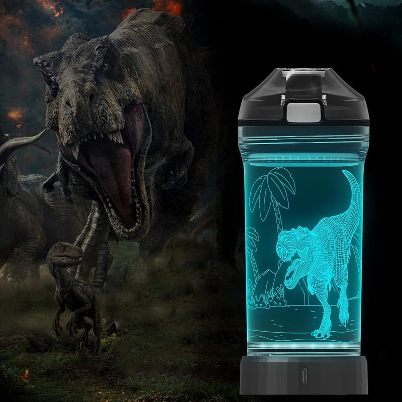 Lightzz Dinoszaurusz Gyerek Kulacs 3D LED Világítással - 14oz/397ml BPA-mentes Tritan - Iskolai, Túra, Kemping Ivópalack Fiúknak 3-15 Évesek
