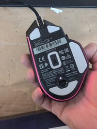 Razer Basilisk V3 vezetékes gaming egér fekete, RGB világítás, 26K DPI, 11 — hibás, részben működik: hibás görgő (állapot: lásd a 2. képet) 3