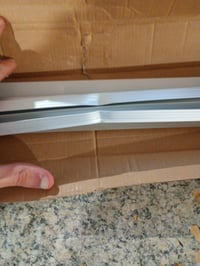 Chesbung hliníkový profil v tvare U pre LED pásy do 16 mm, s mliečnym krytom a rohovými spojkami, kompatibilný s Philips Hue 2
