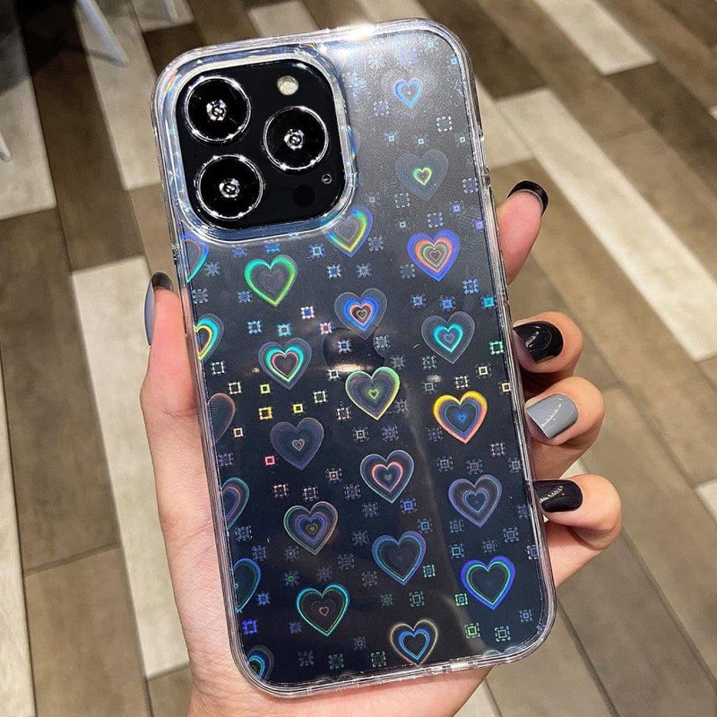 iPhone 13 Pro Max átlátszó, szívecskés szilikon védőtok, ütésálló
