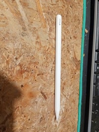 Apple Pencil 2. generációs érintőceruza iPad Pro és iPad — hibás, alkatrésznek: nem tölt és nem érzékeli az iPad (állapot: lásd a 2. képet) 2