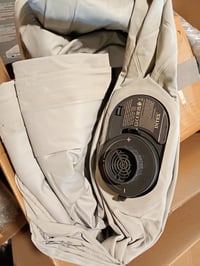 Nafukovacia posteľ pre hostí Intex Supreme Air-Flow 99x191x51 cm, nosnosť 136 kg, vstavaná — pomalé vypúšťanie (stav: pozri 2. obrázok) 2