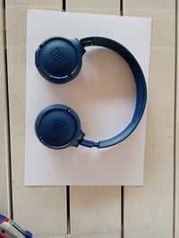 Bezdrôtové slúchadlá JBL Tune 520BT Bluetooth 5.3, modré – zvuk JBL Pure Bass, skladací dizajn, výdrž batérie 57 hodín 2
