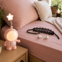 Študentský balíček na spánok: 1x plachta + 1x maska + 1x slúchadlá + 1x lampa 1
