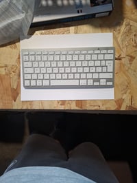 Bluetooth klávesnica Bluestork KB Mini Mac, francúzske rozloženie AZERTY, bielo-strieborná — chýba Bluetooth adaptér (stav: pozri 2. obrázok) 2