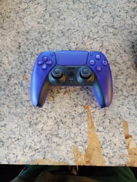Sony PlayStation DualSense vezeték nélküli kontroller — hibás, részben működik: bal analóg kar folyamatosan húz (állapot: lásd a 2. képet) 2