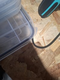 Iris Ohyama AT-L set hermetičkih kutija za pohranu, 4 komada, 50 L, crne, mogu se slagati jedna na drugu, za garažu i — slomljen poklopac (stanje: vidi 2. sliku) 4