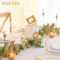 NUPTIO Arany Kerek Tortatartó 22 cm - Fém Süteménykínáló Akril Tálcával Esküvőre, Születésnapra, Babaváróra, 15 kg Teherbírással 3
