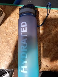 Sticlă sport motivațională Sahara Sailor 1000 ml, din Tritan fără BPA, etanșă, cu marcaj temporal — utilizată (stare: vezi a 2-a imagine) 2