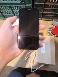 Apple iPhone 12 mini 256 GB čierny smartfón – chybný — chybný, na náhradné diely: Spúšťa sa veľmi pomaly (stav: pozri 2. obrázok) 2