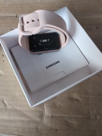 Ceas inteligent Samsung Galaxy Fit3 pentru fitness și monitorizarea activității, culoare Pink Gold, 36 luni — fără cablu de încărcare (stare: vezi a 2-a imagine) 3
