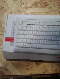 Bezdrôtová súprava klávesnice a myši CHERRY Stream Desktop Recharge, biela, nemecká lokalizácia — vypadnuté 3 klávesy + (stav: pozri 2. obrázok) 6