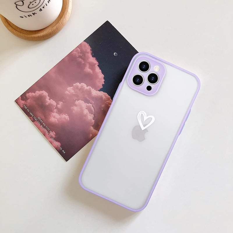 iPhone 12 Pro Max Lila Szilikon Tok Fehér Szívecskékkel, Ütésálló