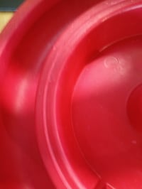 Kerbl Baromfi Itatóvödör Állvánnyal és Fogantyúval, Automatikus Vízutánpótlás, Csirkékhez és Szárnyasokhoz, 12 l, Használt 2