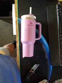 Termohrnček Stanley Quencher H2.0 FlowState so slamkou, fialový, 1,2 l, nehrdzavejúca oceľ, dvojstenná izolácia, Core 2