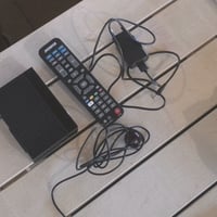 Edision PICCO T265 Pro HD DVB-T2/C zemaljski i kabelski prijamnik H.265 HEVC 10 Bit PVR USB HDMI SCART WiFi podrška univerzalni 2u1 daljinski upravljač 2