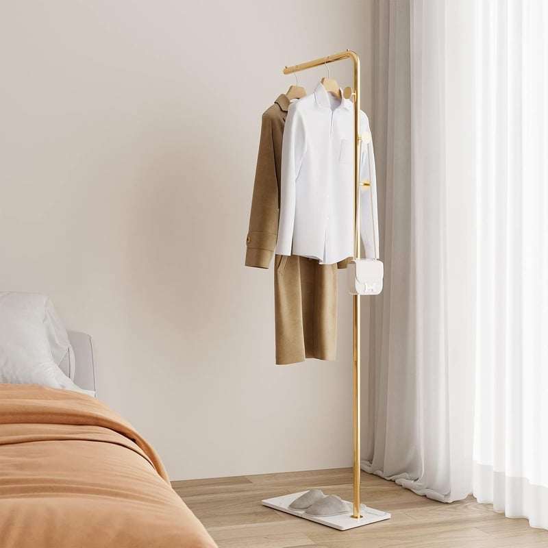 LOFTPLUS Modern Fém Ruhaállvány 170 cm - Arany Színű Fogas Kabátoknak, Táskáknak és Cipőknek, Előszobába, Nappaliba, Hálószobába, Irodába