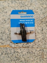 Shimano M70T4 MTB Fékbetét Alumínium Felnihez 70 mm Fekete/Ezüst 1 pár — hiányzó kis alkatrészek a bal darabról (állapot: lásd a 2. képet) 2