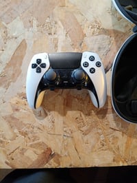 PlayStation DualSense Edge vezeték nélküli kontroller PS5 és PC kompatibilis — USB Dongle nem tartozék (állapot: lásd a 2. képet) 2